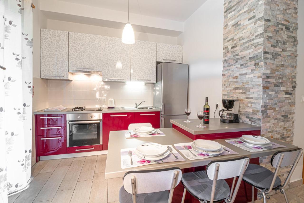 Apartments Sandra Kornić Εξωτερικό φωτογραφία