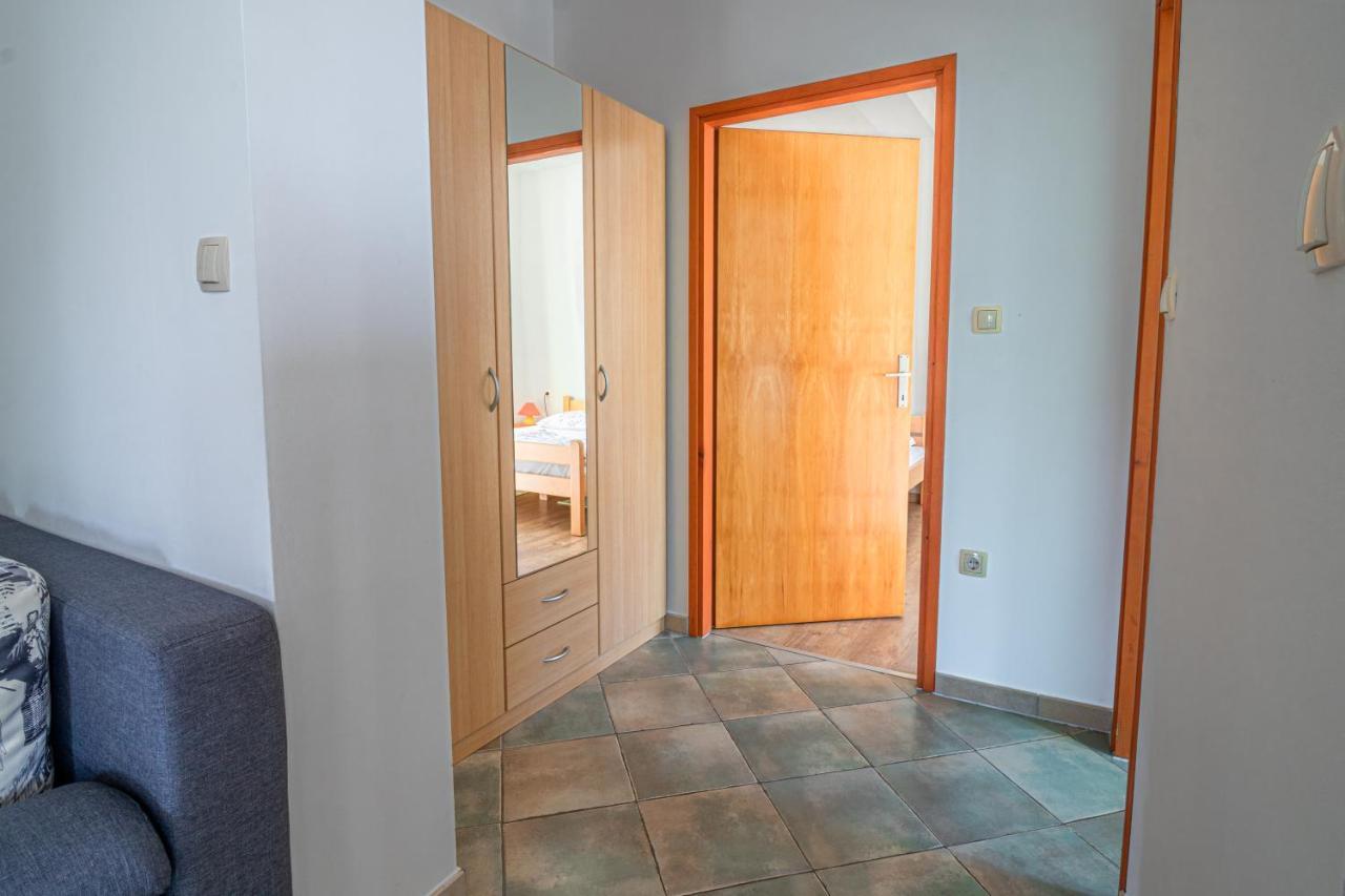 Apartments Sandra Kornić Εξωτερικό φωτογραφία