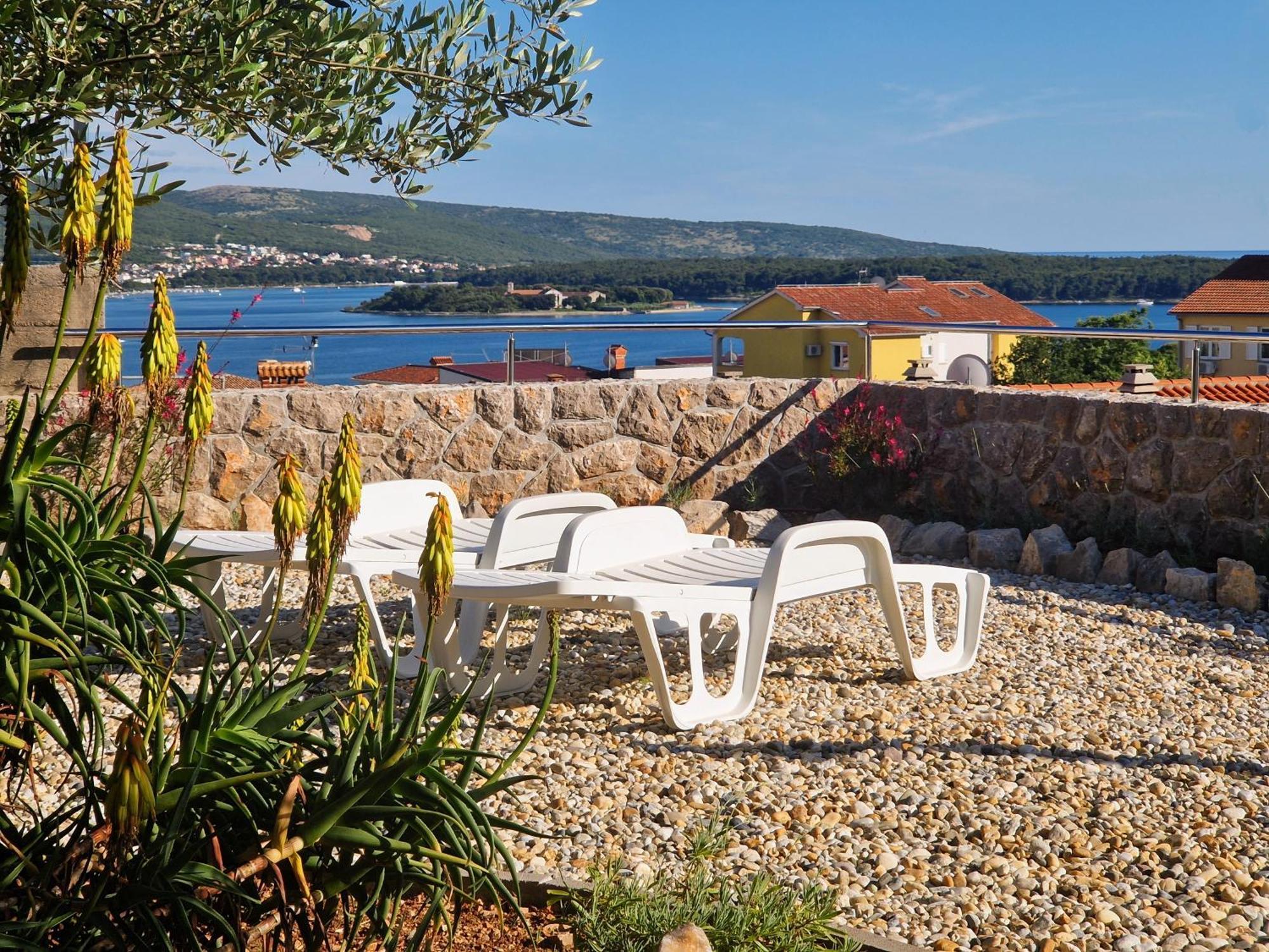 Apartments Sandra Kornić Εξωτερικό φωτογραφία
